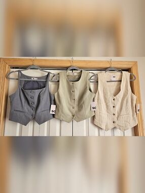 3 New Vest Sleeveless Button-Front Crop